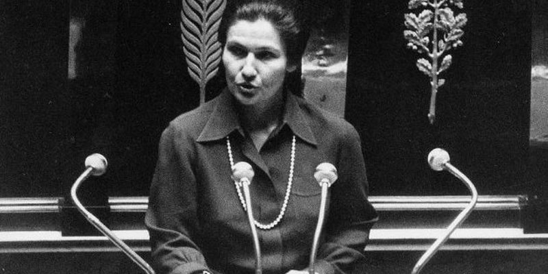 Умерла Симона Вейль, первая женщина — глава Европарламента